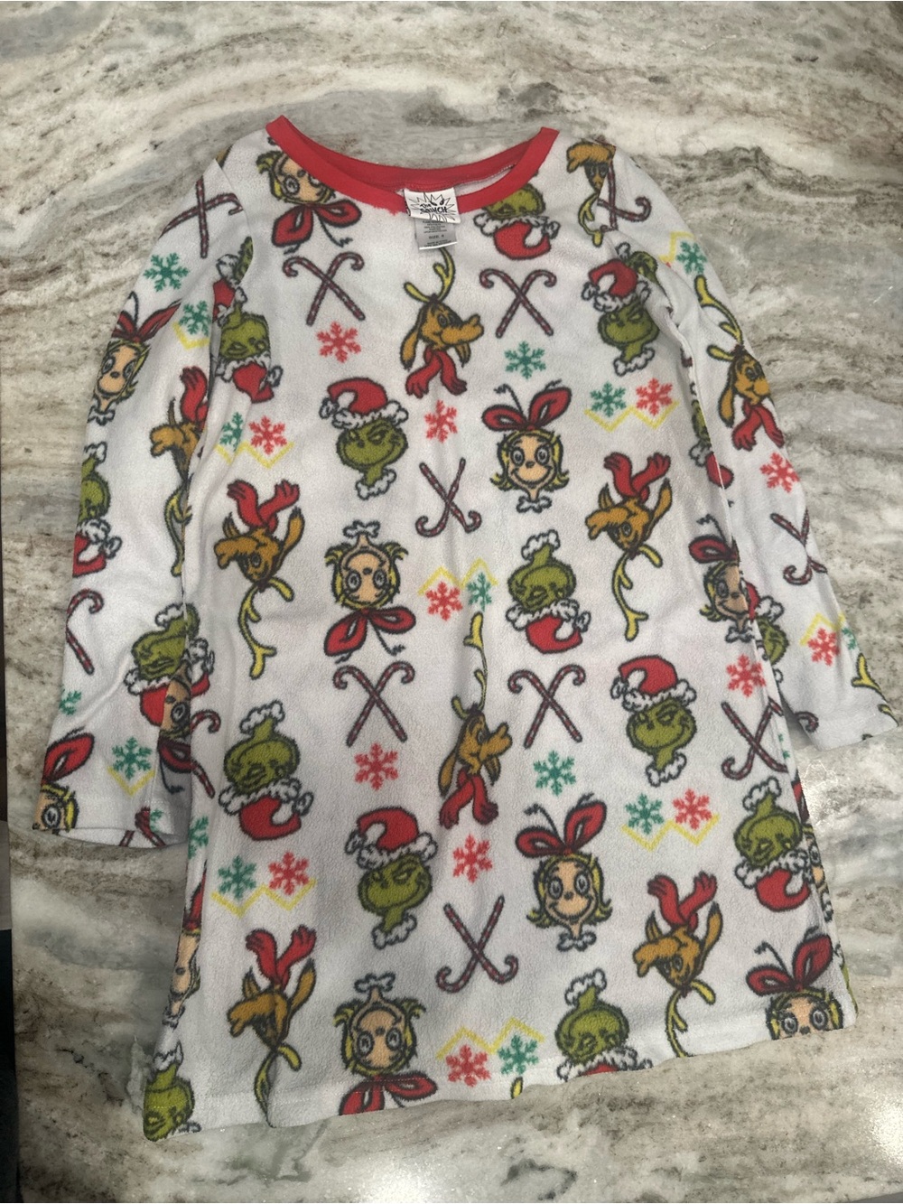 Kids White Grinch Print Holiday Pajama Top - Red Trim